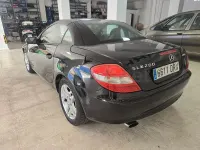 Usado Mercedes SLK200 163 CV (119 kW) 2005 Negro Descapotable