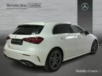 Usado Mercedes A180 AMG line 116 CV (85 kW) 2024 Blanco polar Utilitario