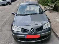 Usado Renault Mégane Business 105 CV (77 kW) 2007 Gris / plata Berlina