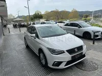 Usado Seat Ibiza Style 115 CV (84 kW) 2025 Blanco Utilitario