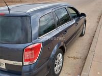 Usado Opel Astra Enjoy 95 CV (69 kW) 2010 Azul Familiar