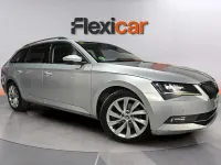 Usado Skoda Superb LAURIN & KLEMENT 190 CV (139 kW) 2018 Gris Familiar