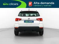 Usado Seat Arona Reference 95 CV (69 kW) 2020 Blanco SUV