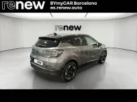 Usado Renault Captur Techno 100 CV (73 kW) 2025 Gris / plata SUV