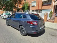 Usado Renault Mégane GrandTour Bose Edition 130 CV (95 kW) 2016 Gris / plata Familiar
