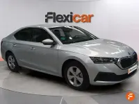 Usado Skoda Octavia Ambition 115 CV (84 kW) 2022 Gris