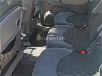 Usado Citroën Xsara Picasso 95 CV (69 kW) 2002 Gris / plata Monovolumen