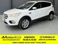 Usado Ford Kuga Trend 120 CV (88 kW) 2019 Blanco SUV