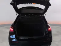 Usado Mercedes A180 116 CV (85 kW) 2023 Negro Berlina