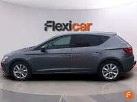 Usado Seat Leon ST Style 110 CV (80 kW) 2017 Gris Familiar