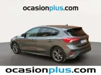Usado Ford Focus ST-Line 120 CV (88 kW) 2019 Gris Utilitario