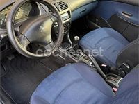 Usado Peugeot 206 75 CV (55 kW) 2002 Gris / plata Berlina