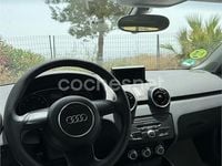 Usado Audi A1 Ambition 86 CV (63 kW) 2011 Gris / plata Berlina