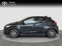 Usado Toyota Yaris Hybrid Style 116 CV (85 kW) 2022 Negro Monovolumen
