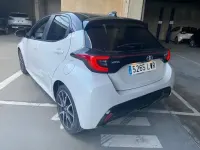 Usado Toyota Yaris Plus 115 CV (84 kW) 2022 Blanco Utilitario