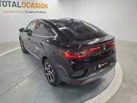 Usado Renault Arkana Techno 140 CV (102 kW) 2022 Negro SUV
