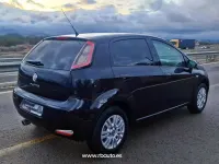 Usado Fiat Punto Pop 77 CV (56 kW) 2014 Negro Utilitario