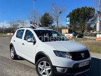 Usado Dacia Sandero Stepway 90 CV (66 kW) 2014 Blanco Berlina