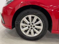 Usado Seat Ibiza Style Plus 110 CV (80 kW) 2022 Rojo Utilitario