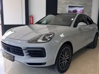 Usado Porsche Cayenne E-Hybrid Platinum Edition 462 CV (339 kW) 2022 Gris SUV