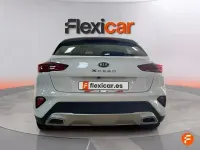 Usado Kia XCeed 120 CV (88 kW) 2021 Blanco SUV