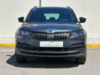 Usado Skoda Karoq SportLine 150 CV (110 kW) 2021 Gris / plata SUV