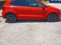 Usado VW Polo Edition 75 CV (55 kW) 2014 Rojo Berlina