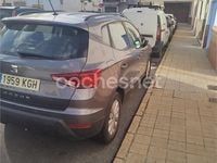 Usado Seat Arona Ecomotive 95 HP (69 kW) 2017 Cinzento SUV