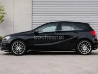 Usado Mercedes A250 211 CV (155 kW) 2013 Negro Utilitario