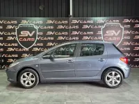 Usado Peugeot 307 110 CV (80 kW) 2007 Gris / plata Berlina