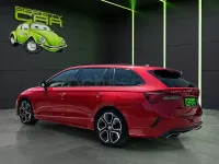 Usado Skoda Octavia RS 200 CV (147 kW) 2021 Rojo Familiar