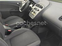 Usado Seat Altea XL Reference 105 CV (77 kW) 2014 Gris / plata Monovolumen