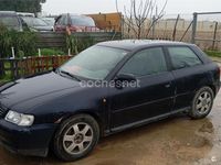 Usado Audi A3 Ambition 150 CV (110 kW) 1998 Azul Berlina