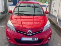 Używany Toyota Yaris Active 90 KM (66 kW) 2013 Czerwony Hatchback