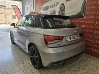 Usado Audi A1 Sportback S-Line 95 CV (69 kW) 2018 Gris / plata Utilitario