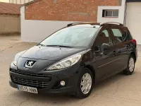 Usado Peugeot 207 Business-Line 92 CV (67 kW) 2013 Negro Familiar