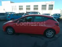 Usado Opel Astra Business 110 CV (80 kW) 2016 Rojo Berlina