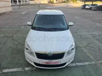 Usado Skoda Fabia Ambition 60 CV (44 kW) 2013 Blanco Berlina