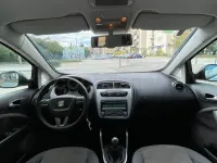 Usado Seat Altea Style 105 CV (77 kW) 2011 Gris / plata Monovolumen