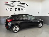 Usado Hyundai i30 Blackline 110 CV (80 kW) 2015 Negro Berlina
