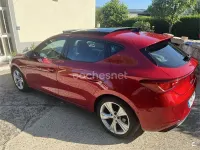 Usado Seat Leon FR 130 CV (95 kW) 2023 Rojo Berlina