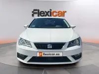 Usado Seat Leon Style 130 CV (95 kW) 2018 Blanco Berlina