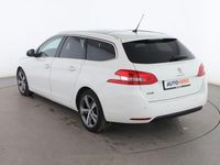 Usado Peugeot 308 Allure 121 CV (88 kW) 2018 Negro Familiar