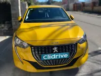 Usado Peugeot 208 Allure 101 CV (74 kW) 2020 Amarillo Utilitario