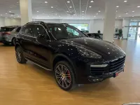 Usado Porsche Cayenne 519 CV (381 kW) 2017 Negro SUV