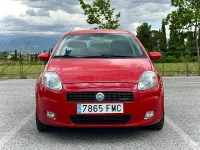 Usado Fiat Grande Punto Dynamic 75 CV (55 kW) 2007 Rojo Utilitario
