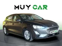 Usado Ford Focus Titanium 120 CV (88 kW) 2020 Gris Utilitario