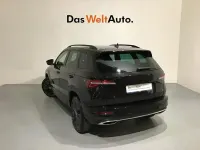 Usado Skoda Karoq SportLine 150 CV (110 kW) 2022 Negro SUV