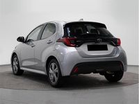 Usado Toyota Yaris Hybrid Active 116 CV (85 kW) 2024 Gris Berlina