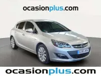 Usado Opel Astra Excellence 140 CV (102 kW) 2013 Gris Utilitario
